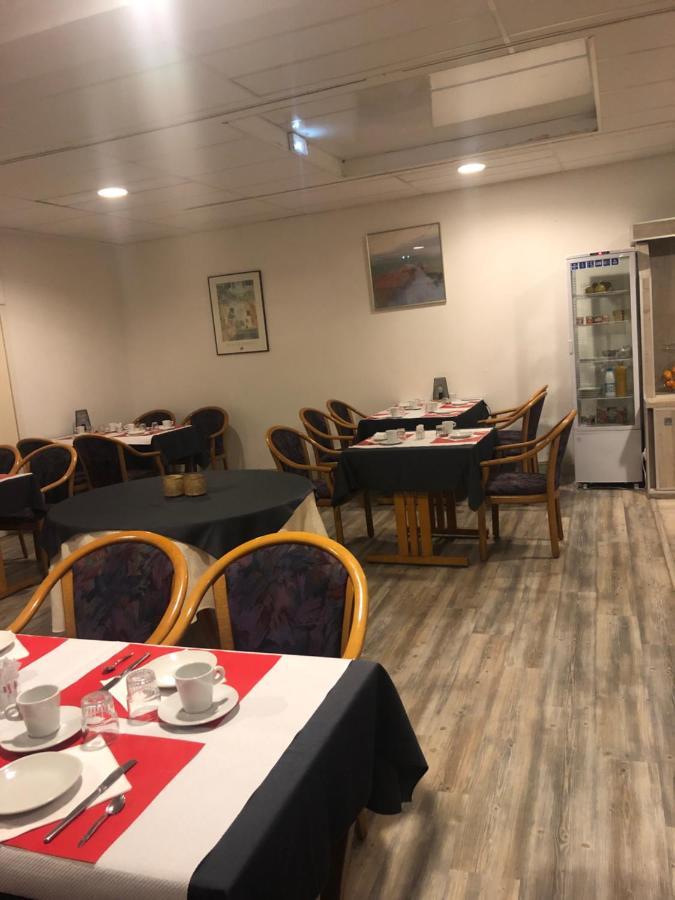 Hotel & Restaurant Le Cardinal Poix-de-Picardie Ngoại thất bức ảnh