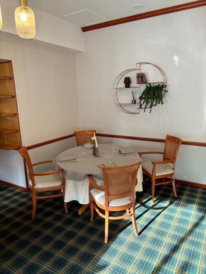 Hotel & Restaurant Le Cardinal Poix-de-Picardie Ngoại thất bức ảnh