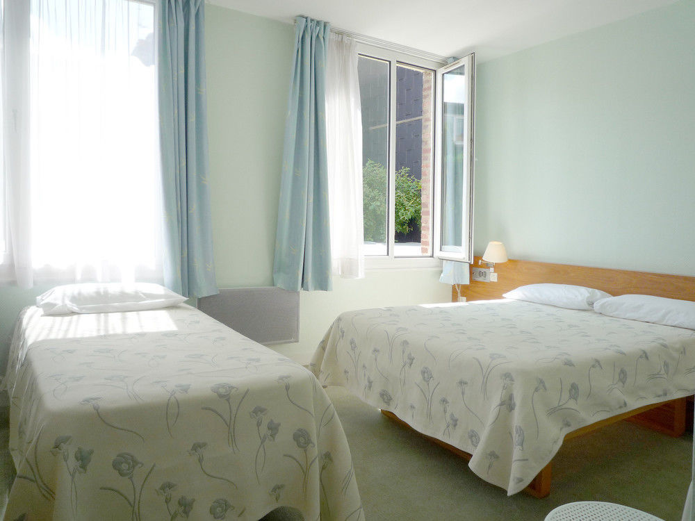 Hotel & Restaurant Le Cardinal Poix-de-Picardie Ngoại thất bức ảnh